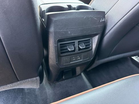 Used 2023 GMC Canyon AT4 AWD/4WD image 12
