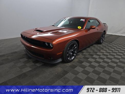 Used 2023 Dodge Challenger R/T Scat Pack w/ Plus Package image 3