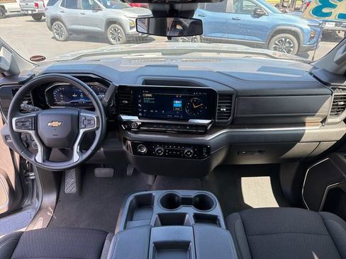 Certified 2023 Chevrolet Silverado 1500 LT AWD/4WD image 12