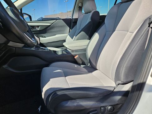 Used 2023 Subaru Outback Premium AWD/4WD image 15