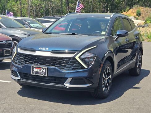 Used 2023 Kia Sportage EX AWD/4WD image 7