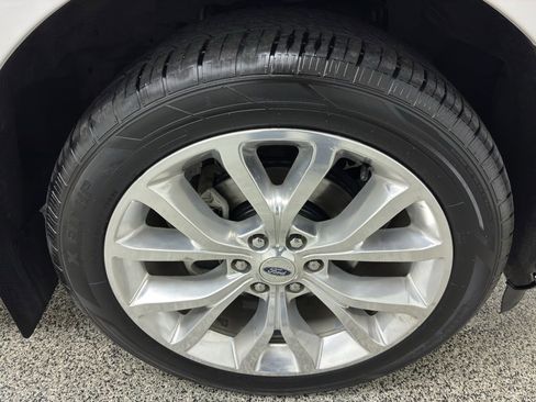 Used 2018 Ford Expedition Limited w/ Equipment Group 302A image 14