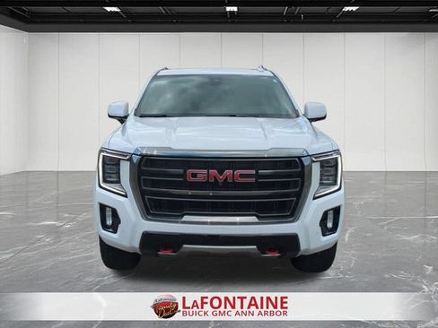 Used 2021 GMC Yukon AT4 w/ Rear Media and Nav Package AWD/4WD image 3