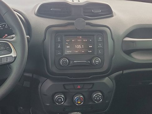 Used 2020 Jeep Renegade Sport w/ Sport Appearance Group image 10