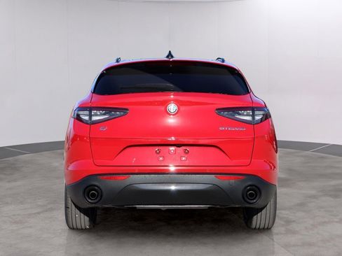 New 2025 Alfa Romeo Stelvio Sprint image 6