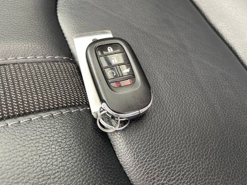 Certified 2024 Honda Pilot Touring image 26
