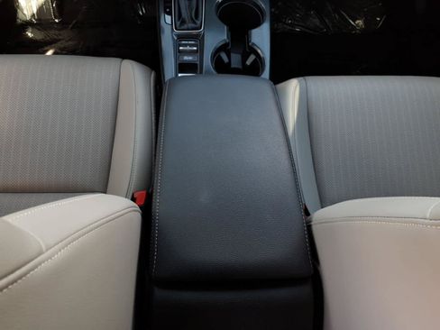 Used 2024 Honda Civic Sport Touring image 32