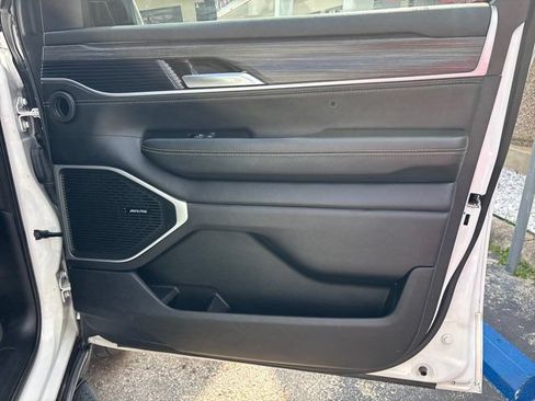 Used 2024 Jeep Wagoneer Series II w/ Flexible Seating Group AWD/4WD image 63