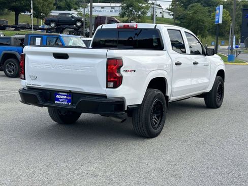 Used 2023 Chevrolet Colorado W/T w/ WT Convenience Package II AWD/4WD image 5