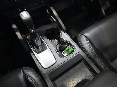 Used 2023 Nissan Frontier SV w/ SV Premium Package image 20