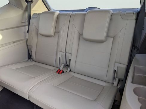 Certified 2023 Volkswagen Atlas SE image 17