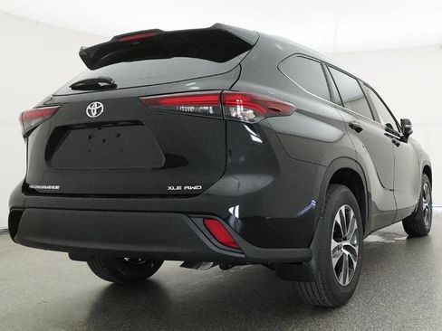 New 2026 Toyota Highlander XLE AWD/4WD image 28