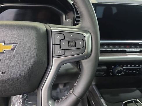 Used 2024 Chevrolet Silverado 1500 LTZ w/ LTZ Premium Package AWD/4WD image 18