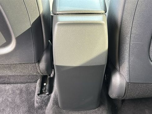 Used 2026 Kia Niro LX FWD image 29