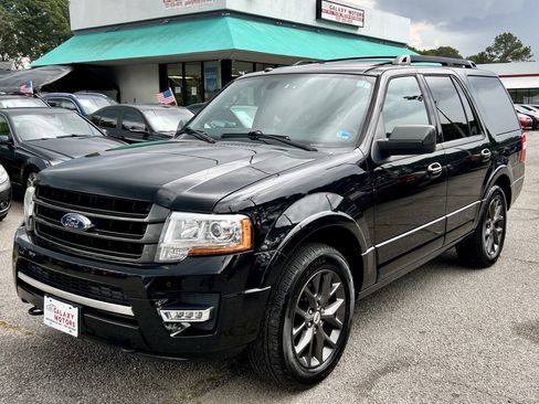 Used 2017 Ford Expedition Limited w/ Equipment Group 301A AWD/4WD image 1