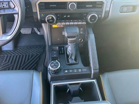 Used 2025 Toyota 4Runner Trailhunter image 24