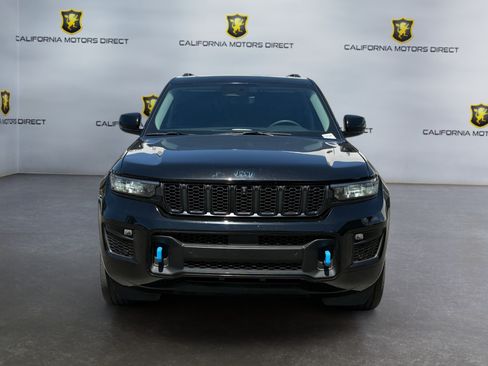 Used 2023 Jeep Grand Cherokee 30th Anniversary AWD/4WD image 8