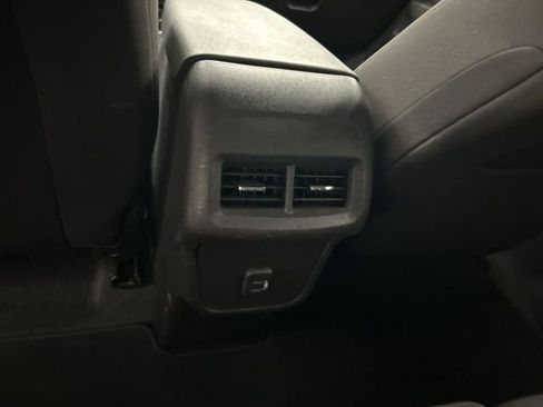 Used 2022 Chevrolet Equinox LT AWD/4WD image 22