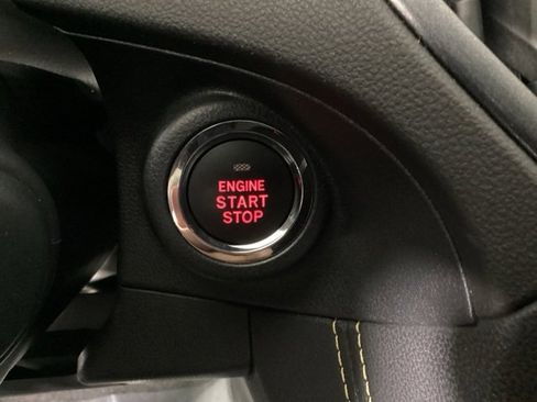 Used 2022 Subaru Crosstrek 2.5i Sport w/ Moonroof Package image 24