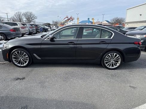 Used 2021 BMW 530i xDrive 530i xDrive w/ Premium Package image 8