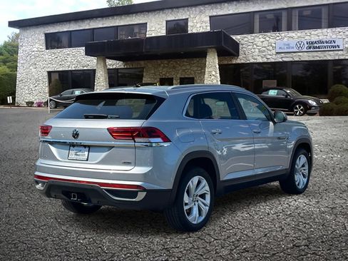 Used 2021 Volkswagen Atlas Cross Sport SEL AWD/4WD image 6