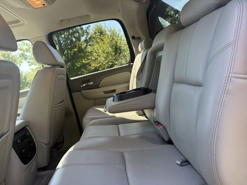 Used 2008 Chevrolet Avalanche LTZ w/ LTZ Preferred Equipment Group image 16