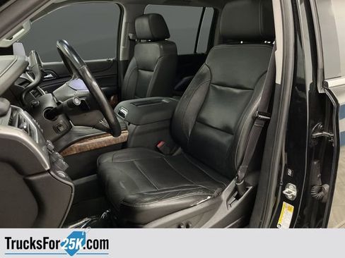 Used 2017 Chevrolet Suburban Premier image 4