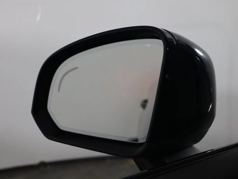 Used 2023 Volvo C40 P8 Recharge Plus AWD/4WD image 37