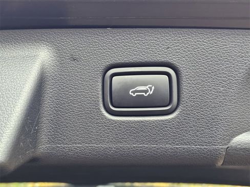 Certified 2025 Hyundai Palisade Calligraphy image 32