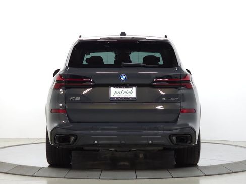 Used 2024 BMW X5 xDrive50e w/ Executive Package AWD/4WD image 4