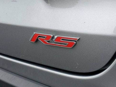 Used 2024 Chevrolet Trax RS w/ Sunroof Package FWD image 30