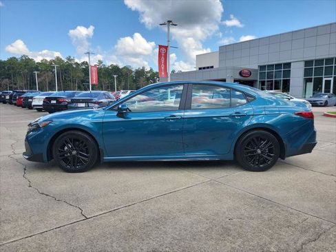 Certified 2026 Toyota Camry SE w/ Convenience Package FWD image 2