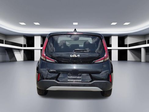 Certified 2024 Kia Soul LX w/ Option Group 015 FWD image 5