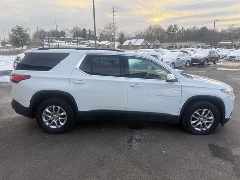 Used 2019 Chevrolet Traverse LT image 6