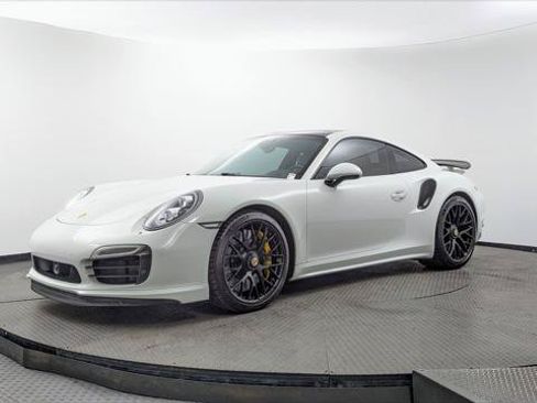 Used 2015 Porsche 911 Turbo S AWD/4WD image 2