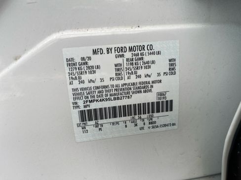 Used 2020 Ford Edge Titanium w/ Equipment Group 301A AWD/4WD image 33