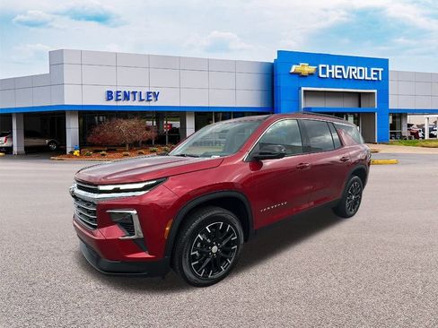 New 2026 Chevrolet Traverse LT w/ Sun and Wheel Package image 1