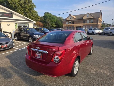 Used 2016 Chevrolet Sonic LT w/ Wheels and Fog Lamp Package FWD image 6