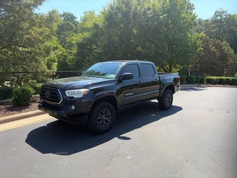 Used 2021 Toyota Tacoma SR5 RWD image 9