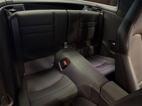 Used 2024 Porsche 911 Targa 4 GTS image 18