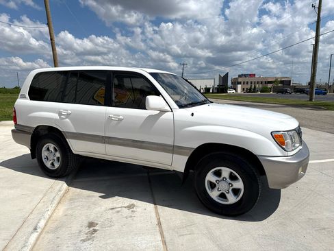 Used 1998 Toyota Land Cruiser image 7