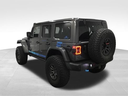 Used 2021 Jeep Wrangler Unlimited Rubicon 4xe w/ Steel Bumper Group AWD/4WD image 18