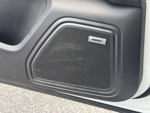 Certified 2026 Porsche Macan Turbo AWD/4WD image 26