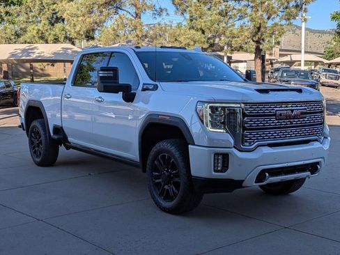 Used 2021 GMC Sierra 2500 Denali w/ Denali Ultimate Package AWD/4WD image 3