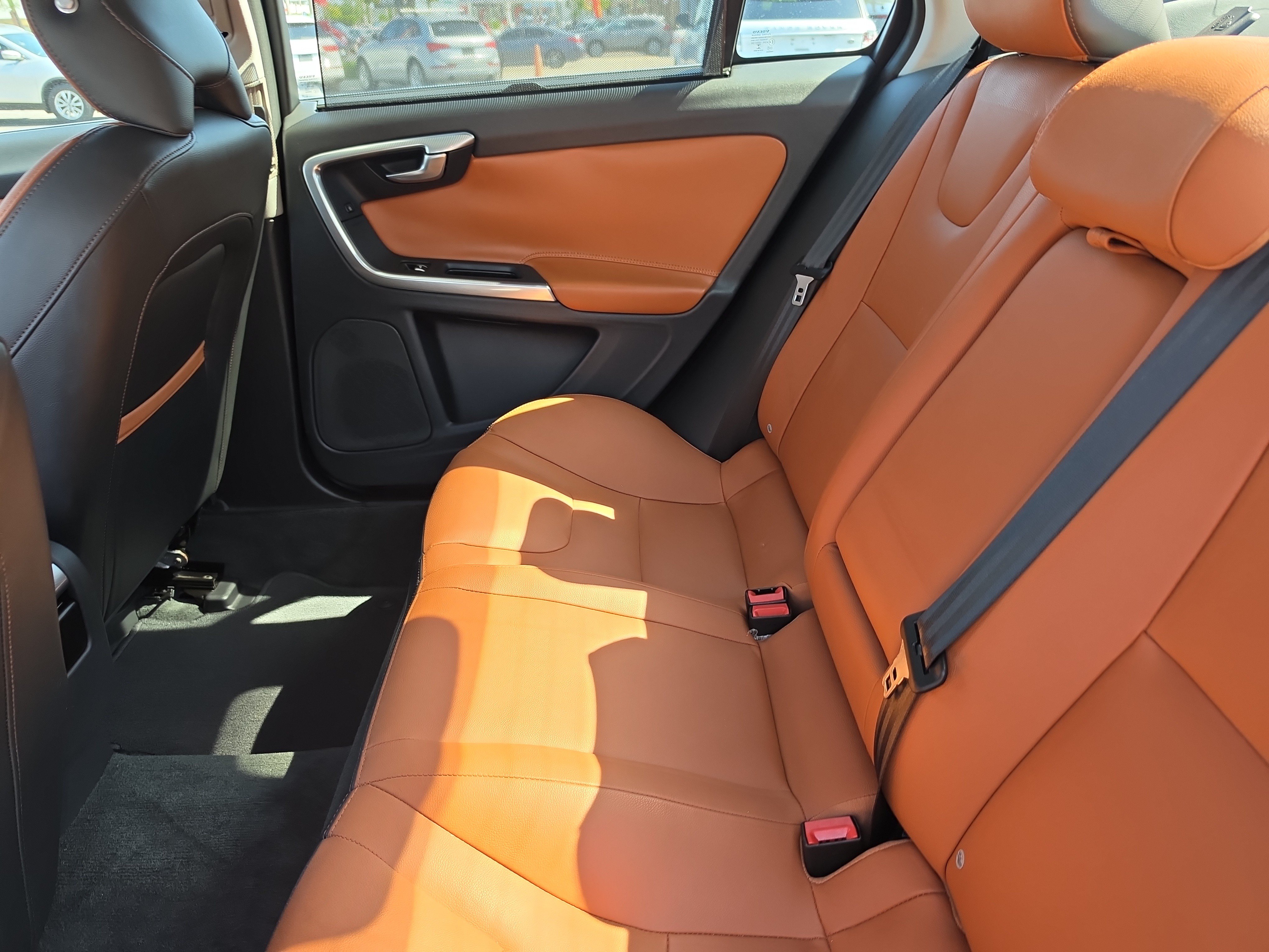 Used 2018 Volvo S60 T5 Inscription FWD image 15