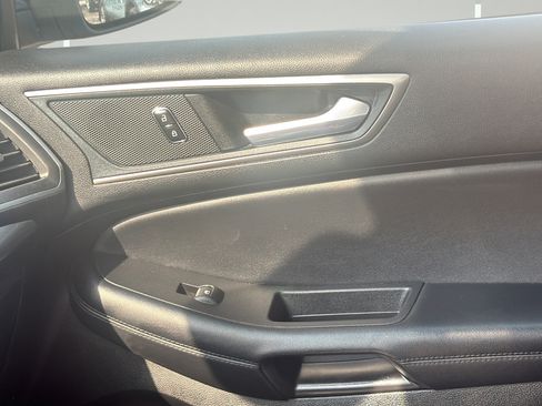 Certified 2024 Ford Edge SEL AWD/4WD image 19