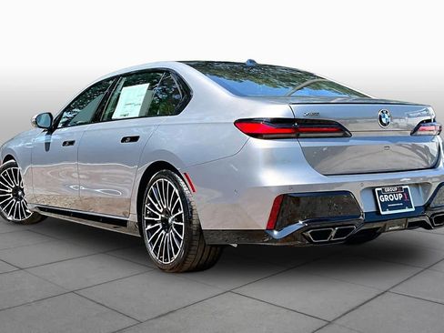 New 2026 BMW 760i xDrive w/ Executive Package AWD/4WD image 12
