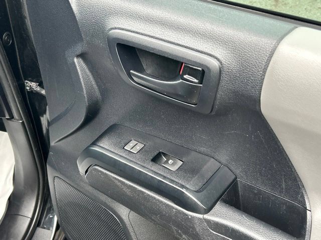 Used 2020 Toyota Tacoma SR w/ SX Package AWD/4WD image 30