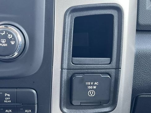 Used 2018 RAM 2500 Big Horn AWD/4WD image 23