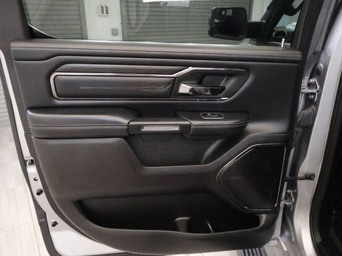 Used 2022 RAM 1500 Limited AWD/4WD image 16